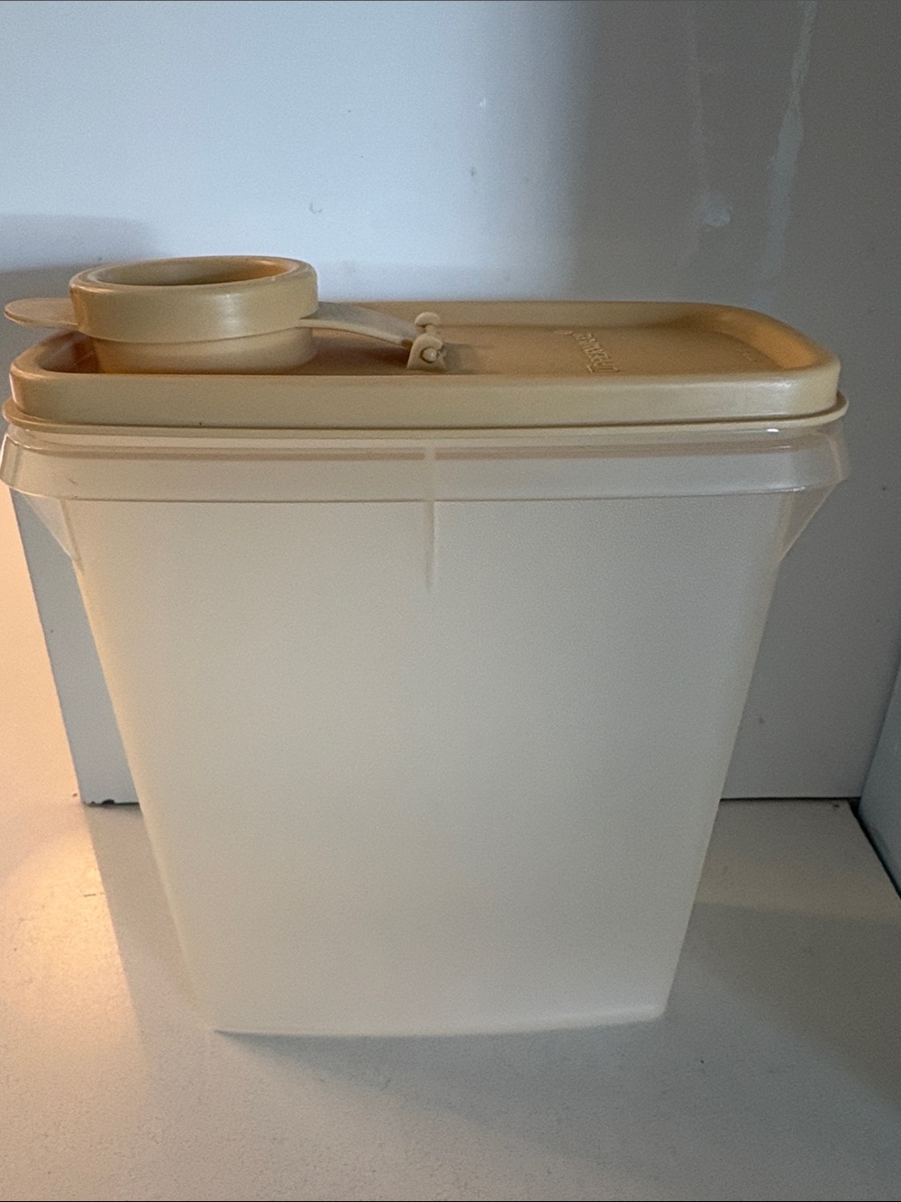 Vintage Tupperware Junior Store-n-Pour Airtight Storage Container